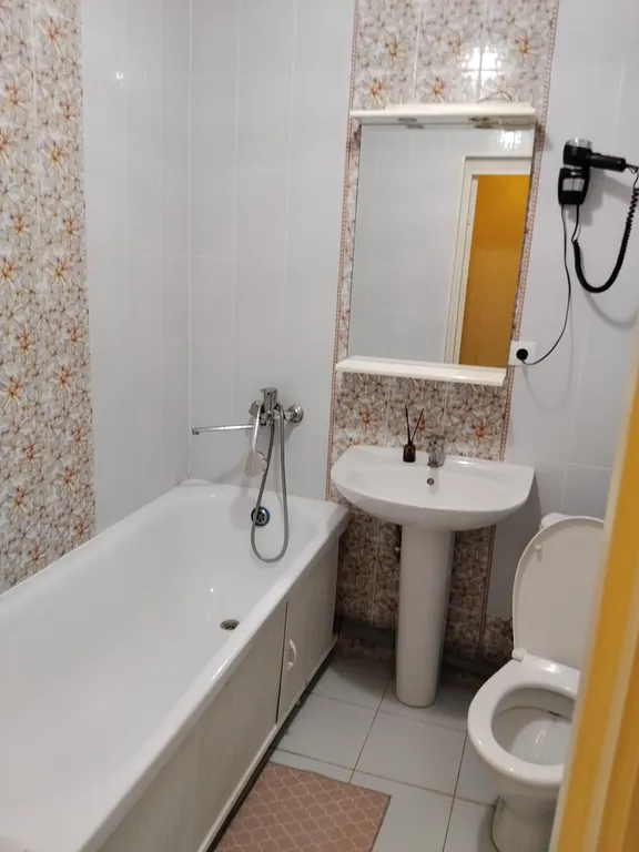 Дом замок с видом на море и горы