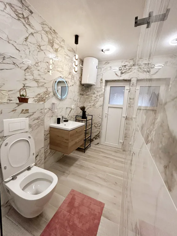 Апартаменты с 2 спальнями на берегу Адриатического моря