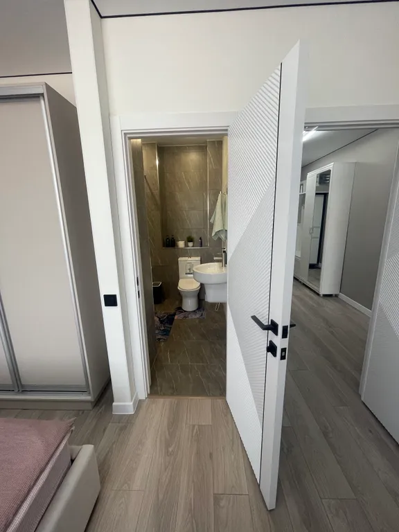 Новая квартира у набережной