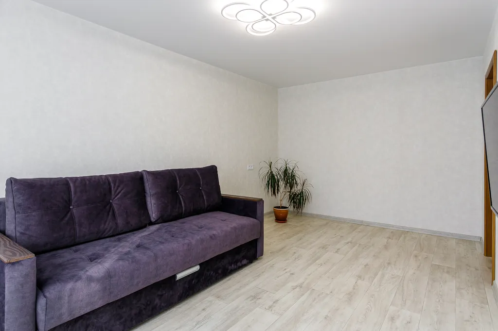 Рядом краевая больница. Центр города