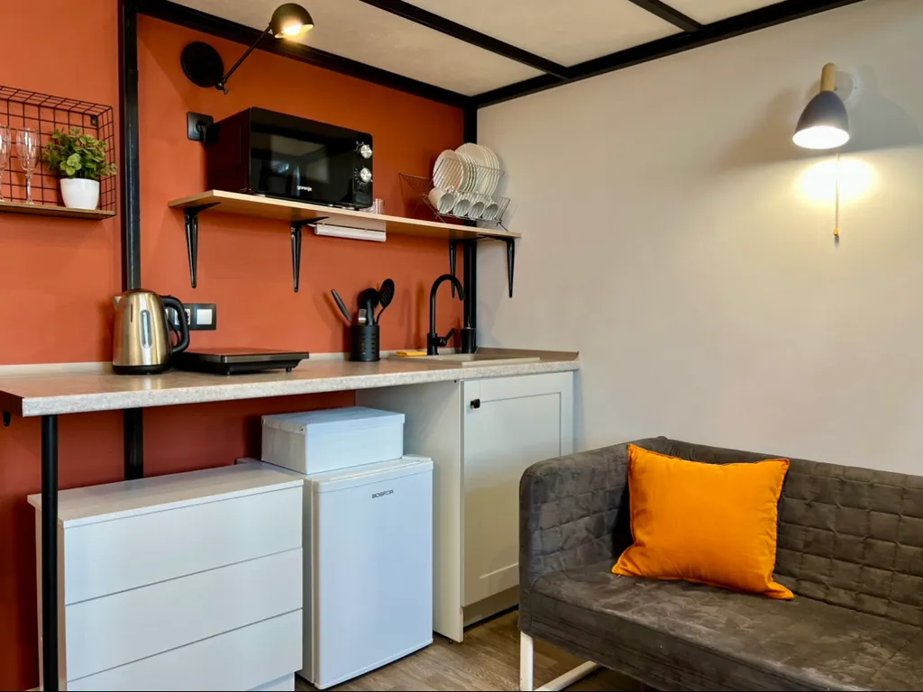 Дизайнерская студия на четверых гостей