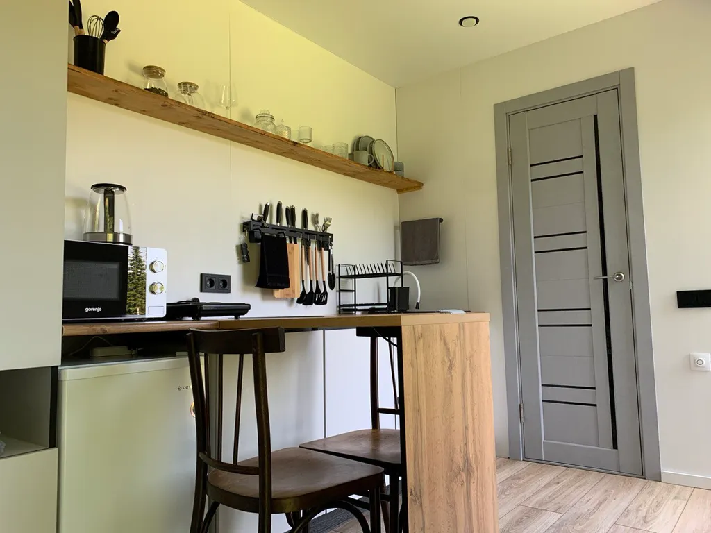 Домик для двоих на Алтае с видом на горы