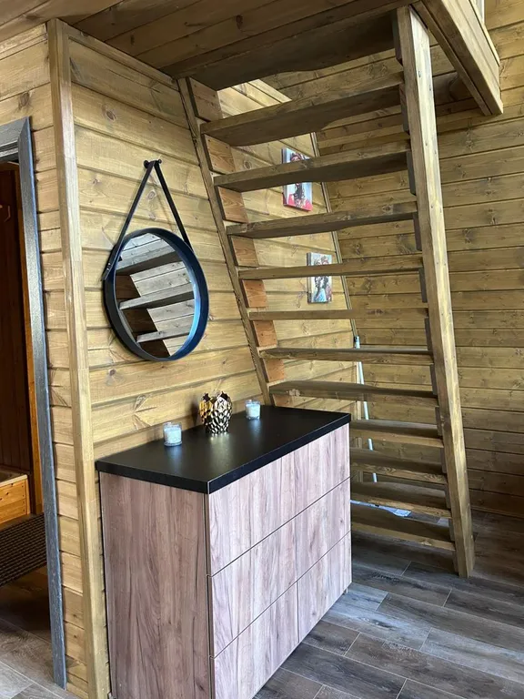 А-фрейм для тихого семейного отдыха с видом на озеро