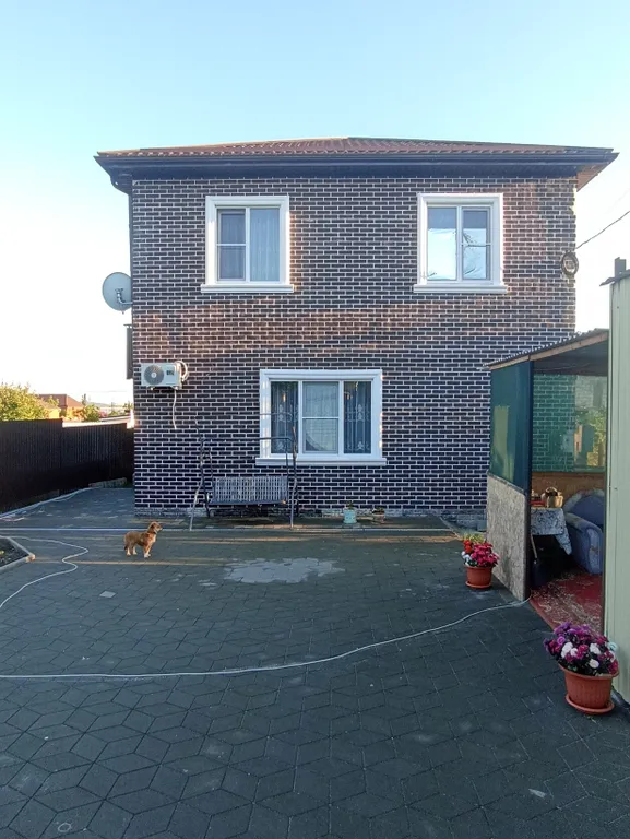 Коттедж Уютный дом в станице Голубицкой — аренда посуточно в Голубицкая