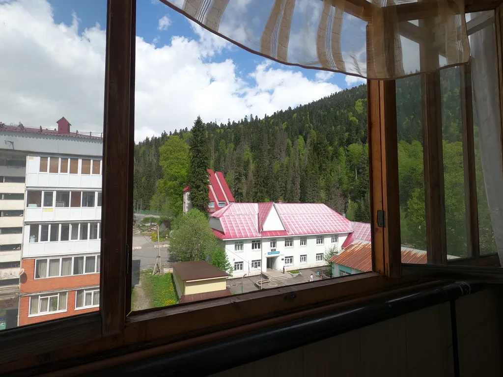 Трёхкомнатная квартира в сердце Домбая