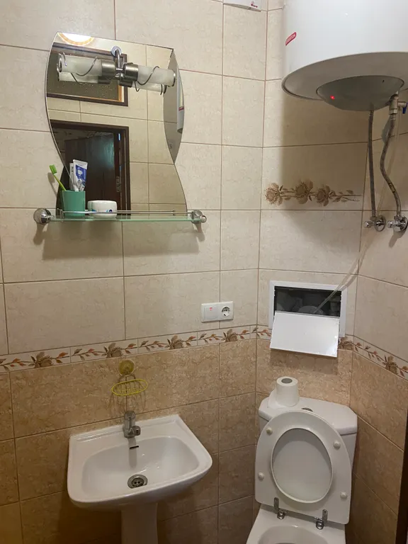 Уютная дачка под ключ с двориком в центре, До моря 200 м, все удобства