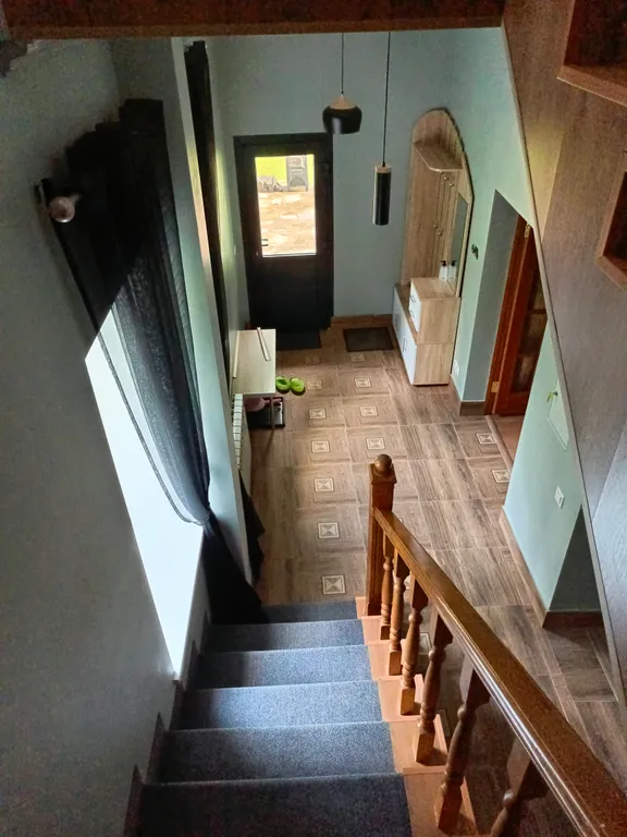 Гостевой дом Профессорский, коттедж в лесу недалеко от центра города