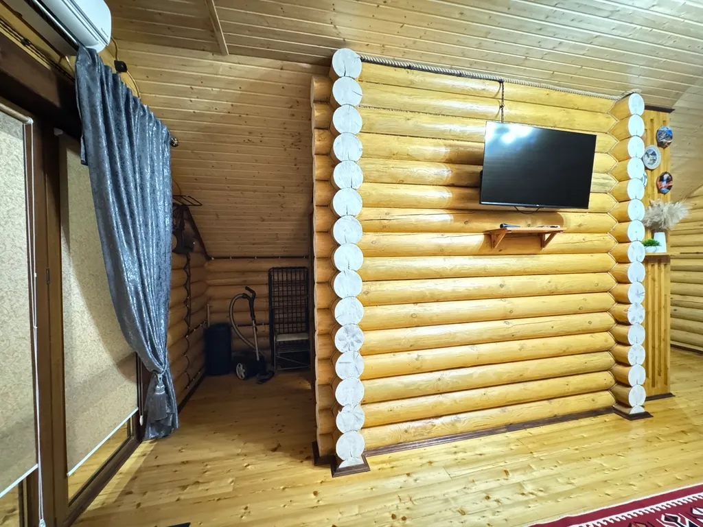 Домик у моря из бруса