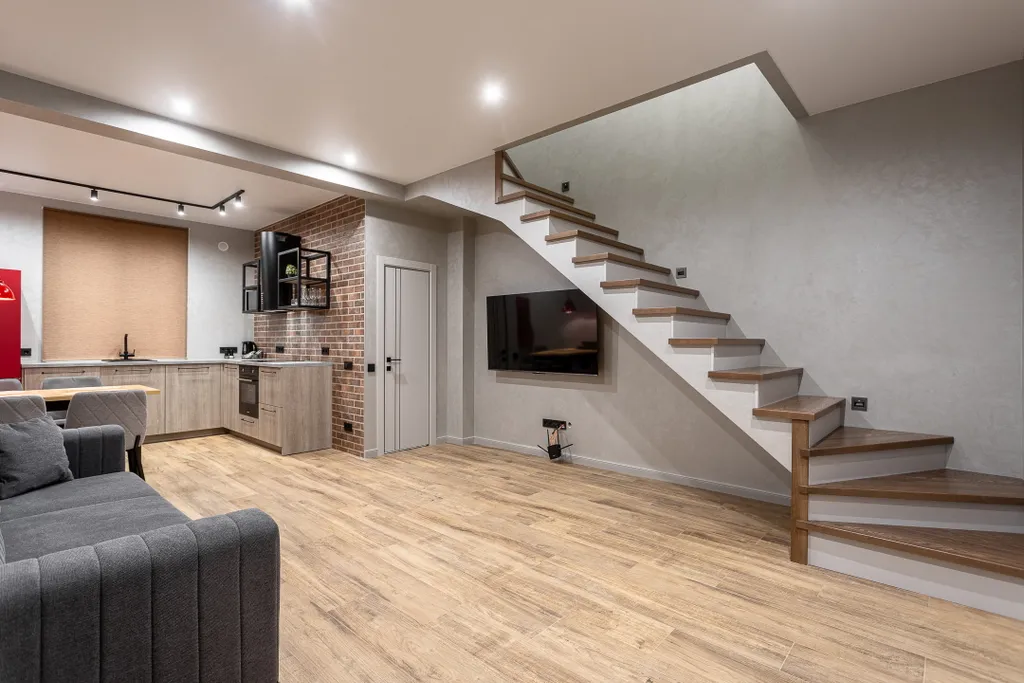 На первой линии от моря сдам полдома