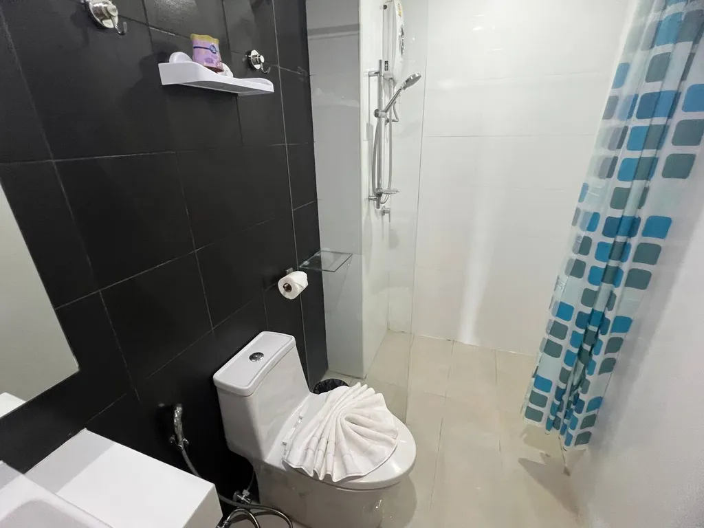 Ката, студия после ремонта с красивым видом на горы, 5 этаж