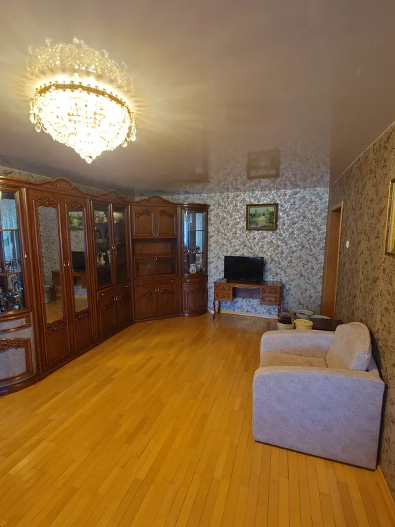 Просторная 4-х комнатная квартира в центре города