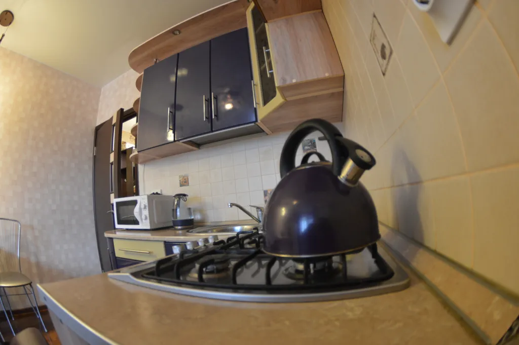 Однушка на Ставровской,3