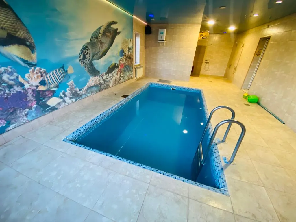 Коттедж Каренина с бассейном