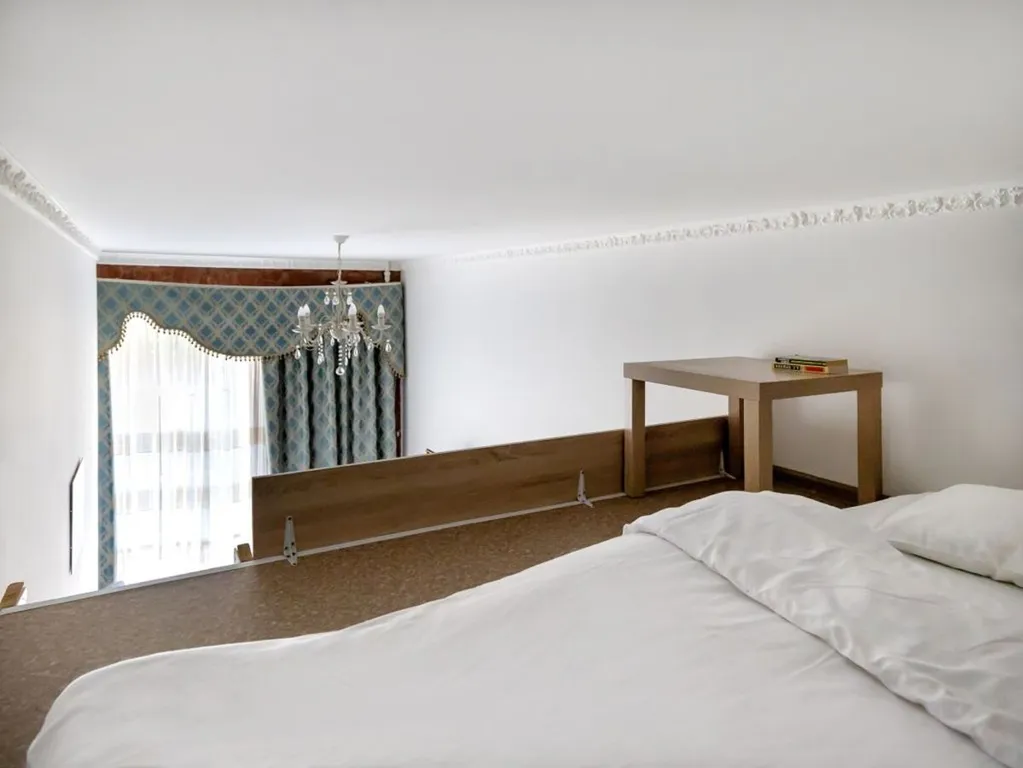 Двухуровневая студия в центре Петербурга