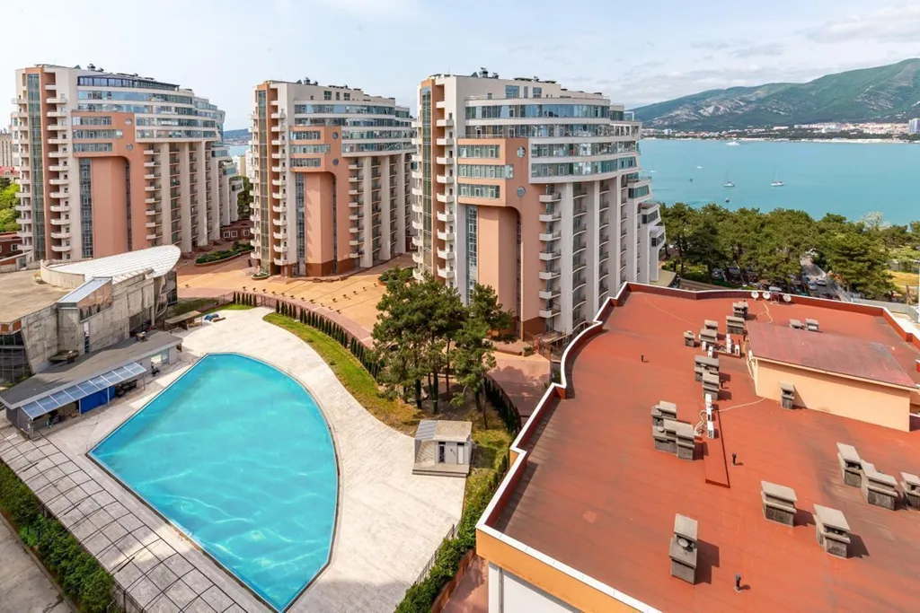 Квартира с террасой и видом на море