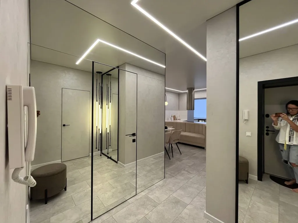 С видом на Китай и дизайнерским ремонтом