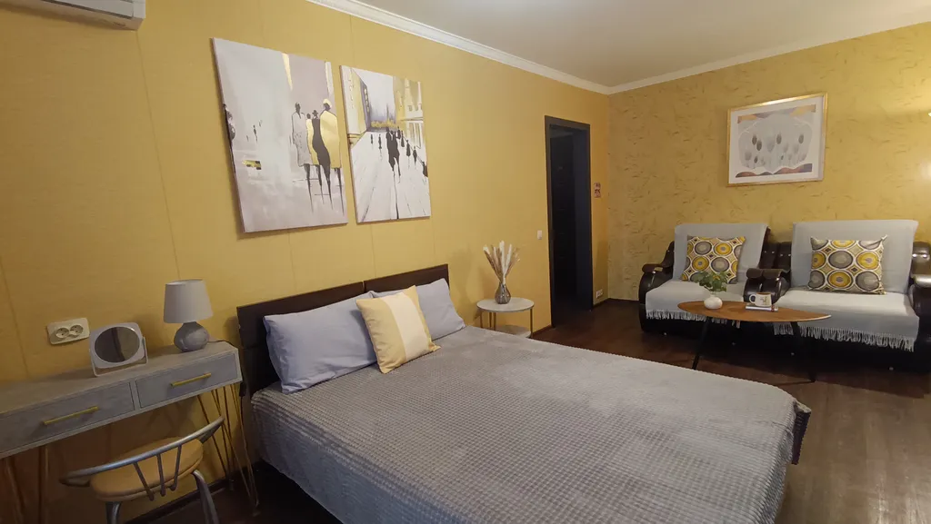 Уютная 1-комнатная квартира в географическом центре города — аренда посуточно в Самара