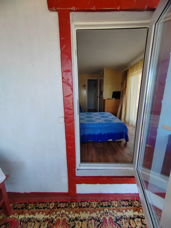 2 комнатная квартира с балконом