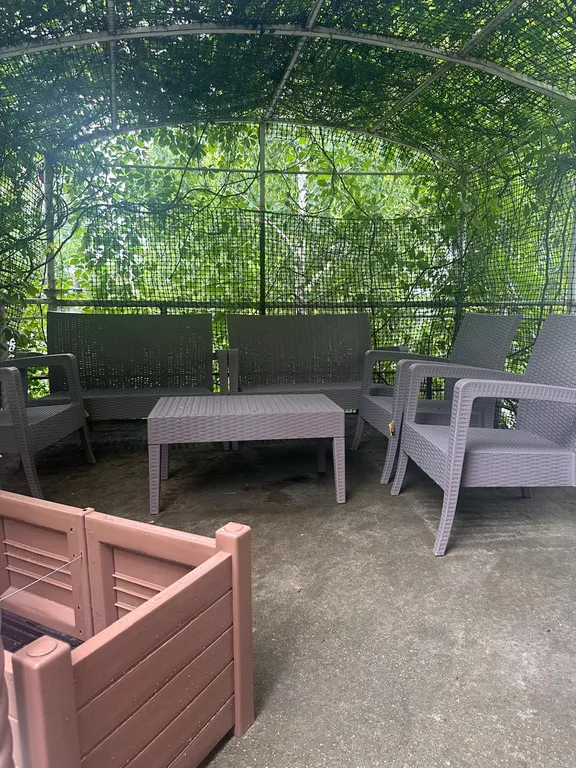 Большой дом с баней, бассейном, мангалом и парковкой