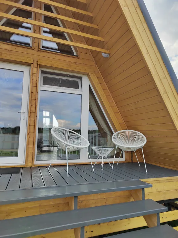 Загородный дом со своей территорией и баней