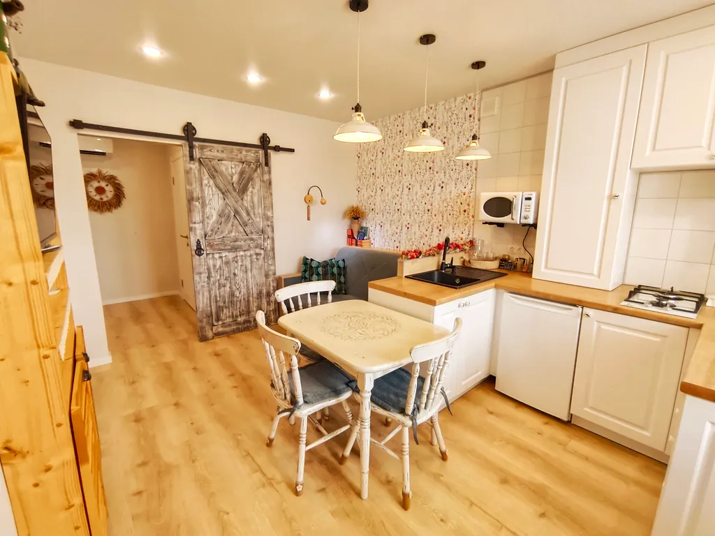 Арт-квартира "Есенин. Березовая роща"