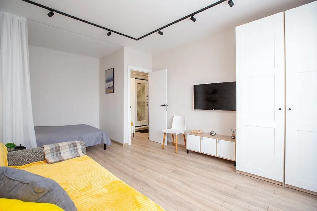 Квартира Однокомнатная квартира с дизайнерским ремонтом — Калининград