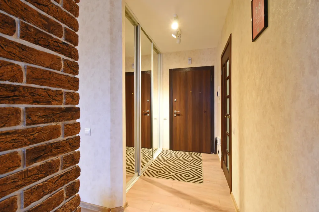 Студия в видом на город