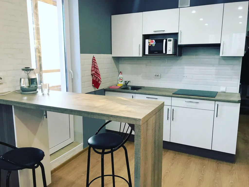 Квартира Студия возле метро — аренда посуточно в Мурино