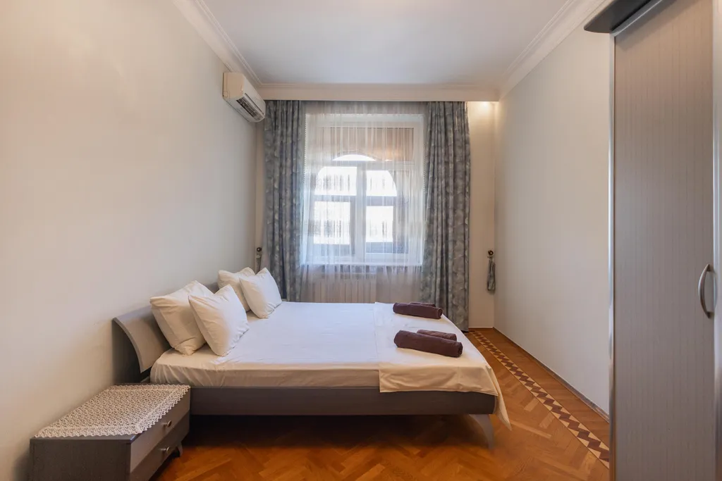 Квартира Апартаменты с видом на бульвар на Торговой — аренда посуточно в Баку