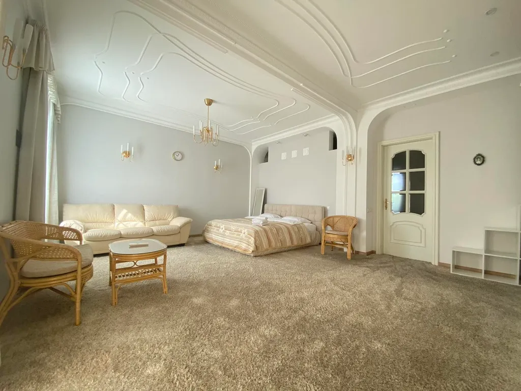 Изысканные 5-комнатные апартаменты в центре города