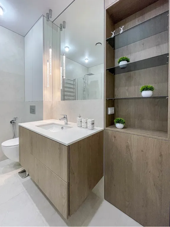 Vip в центре, новый дом, парковка, шлагбаум, окна двор, престижный р-н