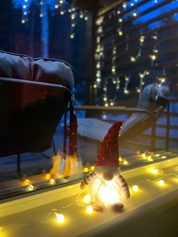 Дом у скалы