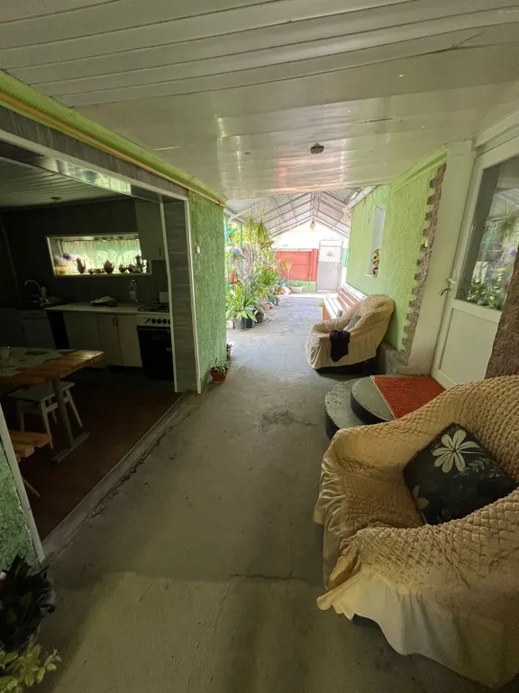 Трёхкомнатный дом в центре Судака)