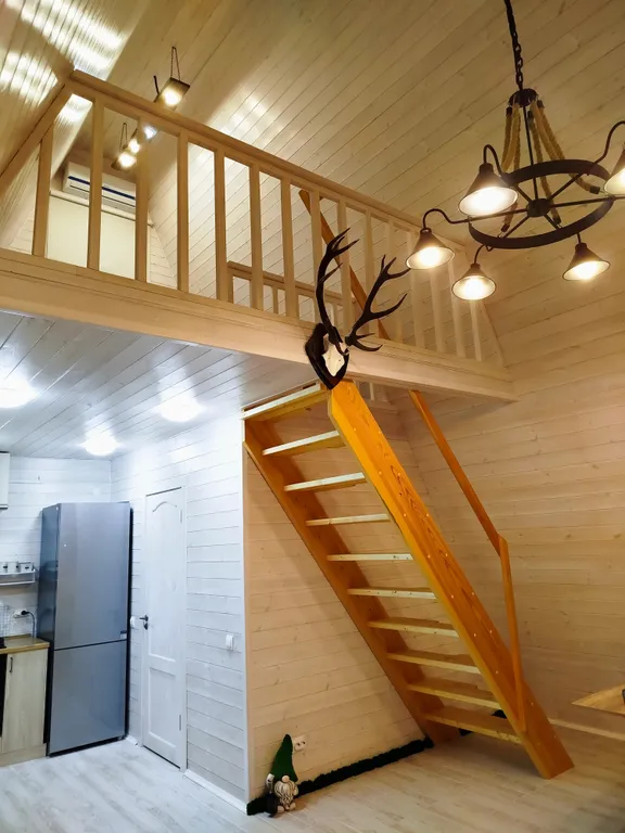 Уютный, вместительный А-фрейм с видом на горы