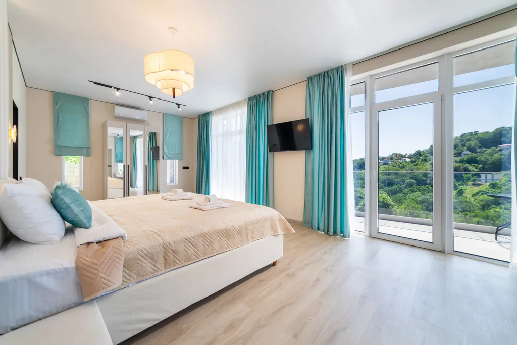 Новый дом, с видом на море и горы