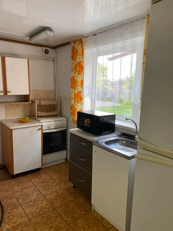 Коттедж Домик у озера — аренда посуточно в Яровое