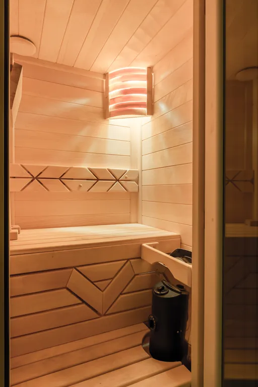 Апартаменты Кварт-Отель студия с сауной и джакузи Форест