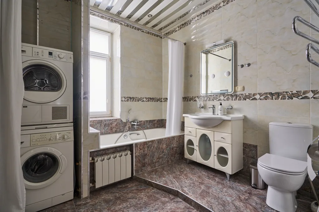 Квартира 4-комнатная квартира с дизайнерским ремонтом на Чистых Прудах — Москва