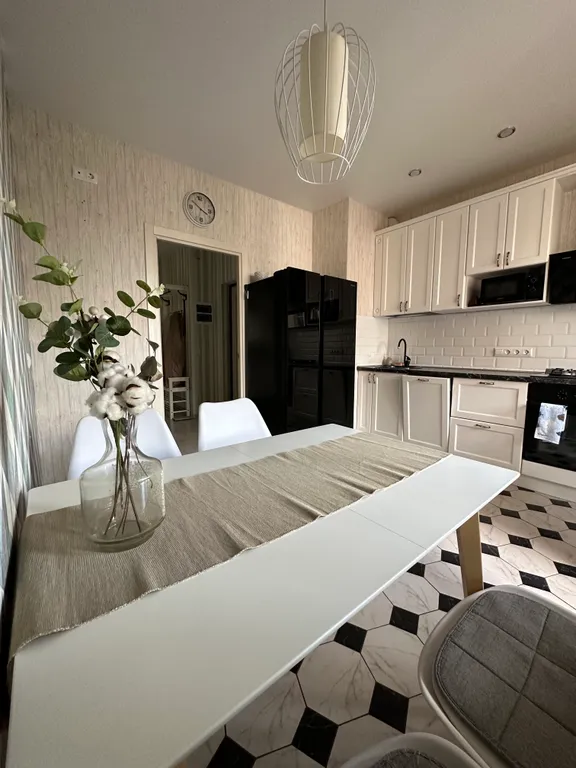 Квартира 2-комнатная Квартира — Тельмана