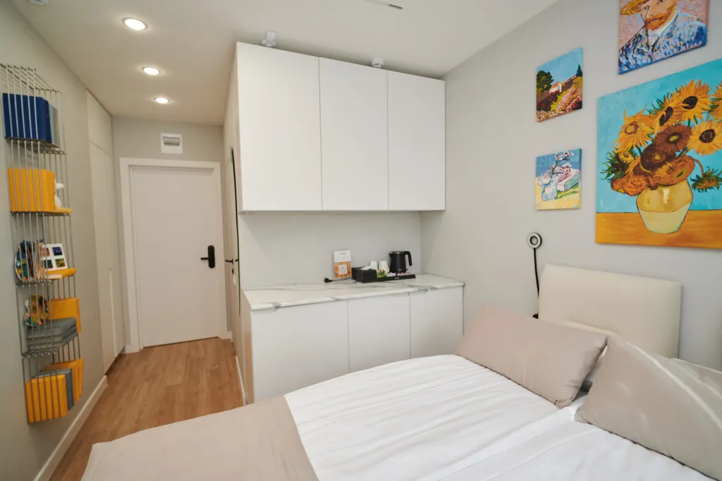 Номер Ван Гог