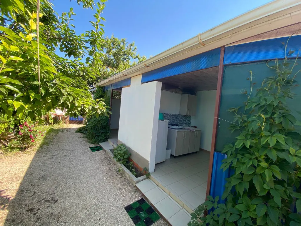 Номер у моря 3