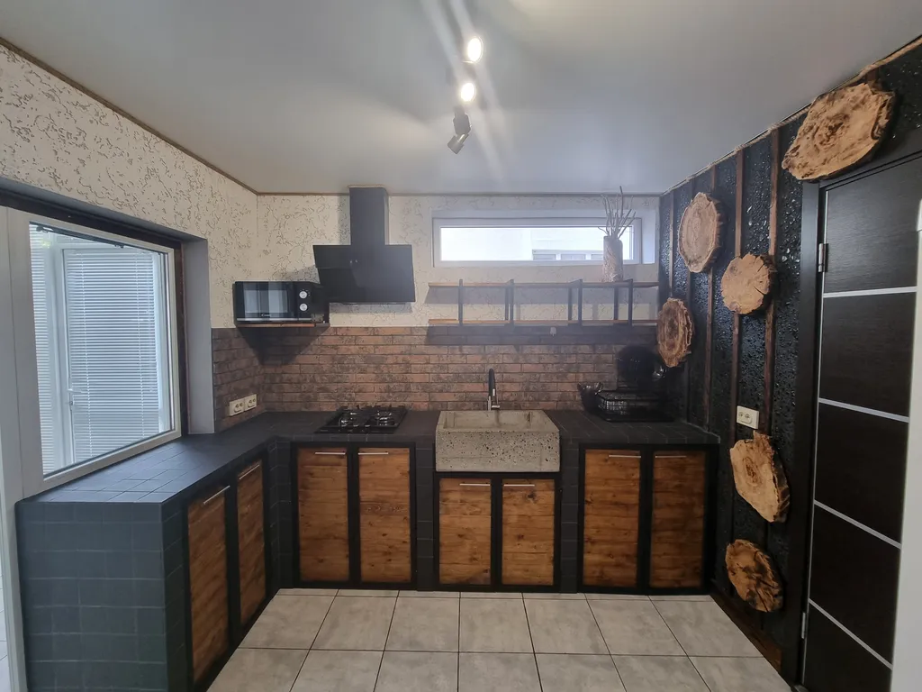 Коттедж Дом в эко-стиле у моря — аренда посуточно в Сириус