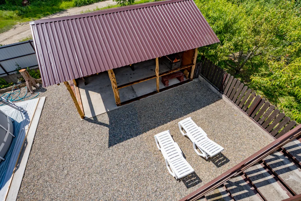 Коттедж Домик в лесу — Пляхо