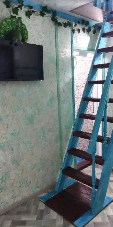 Уютный дом в тихом месте в лесу