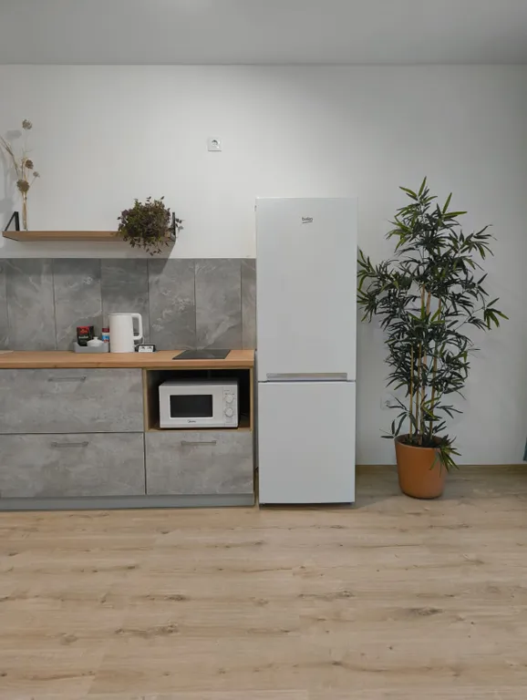 Новая студия в районе Солнечный — свежий ремонт, всё новое