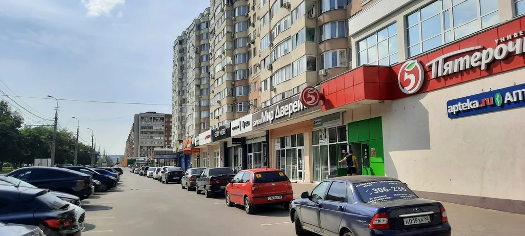 Просторная современная 2-комнатная квартира в центре