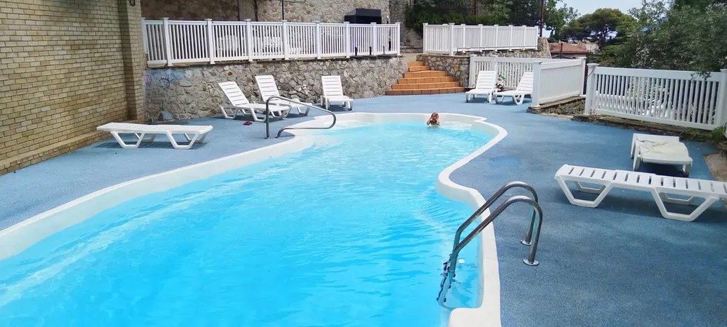 Квартира Апартамент в гостинице Серсиаль — аренда посуточно в Алупка