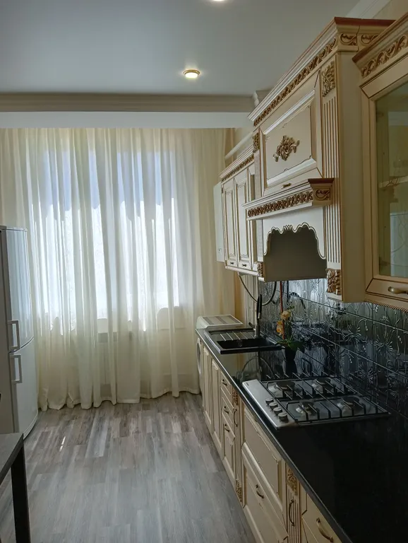 Новая 2-комнатная квартира на набережной с супер дизайном