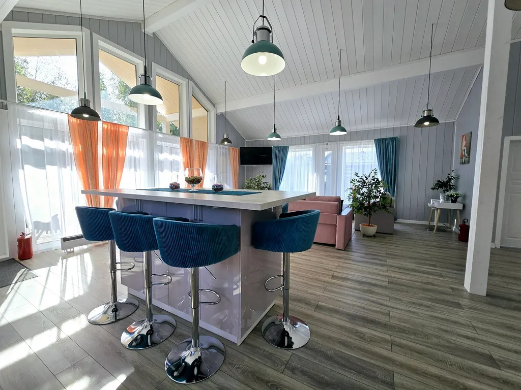 Семейный релакс-дом у реки с баней