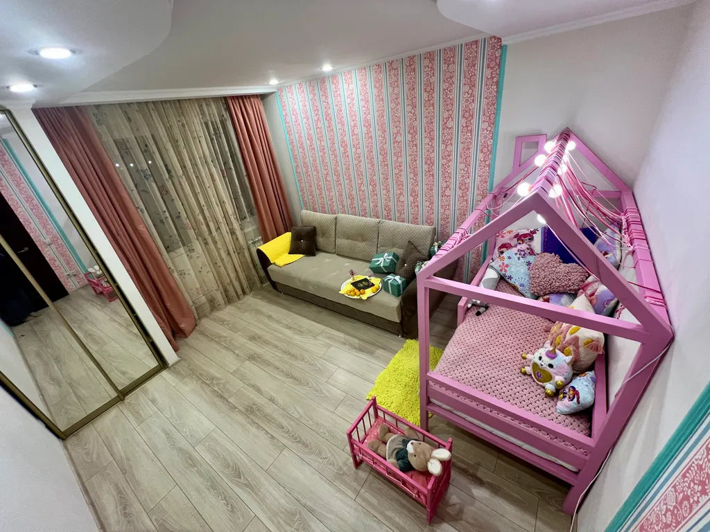 Трехкомнатная квартира у клиники Фёдорова